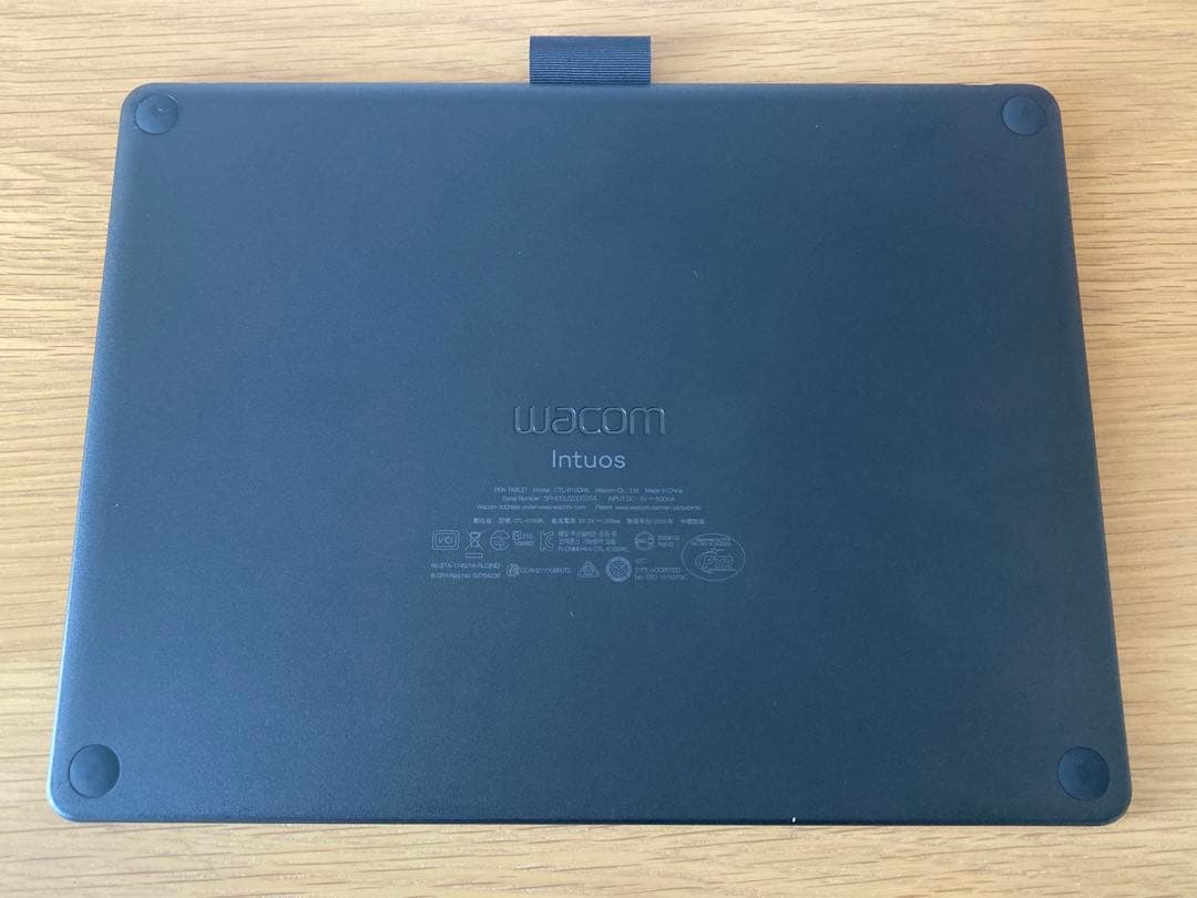 Wacom Intuos Medium ワイヤレス ブラック ペンタブレット