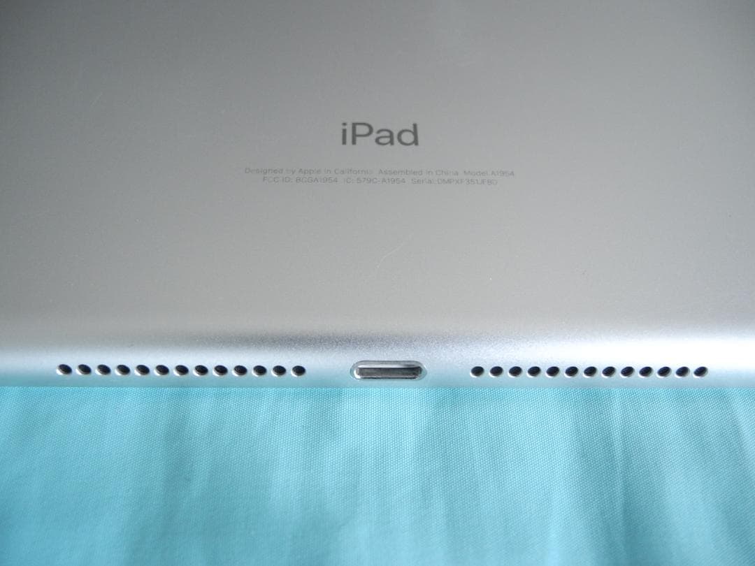第6世代iPad 32GB SIMフリー