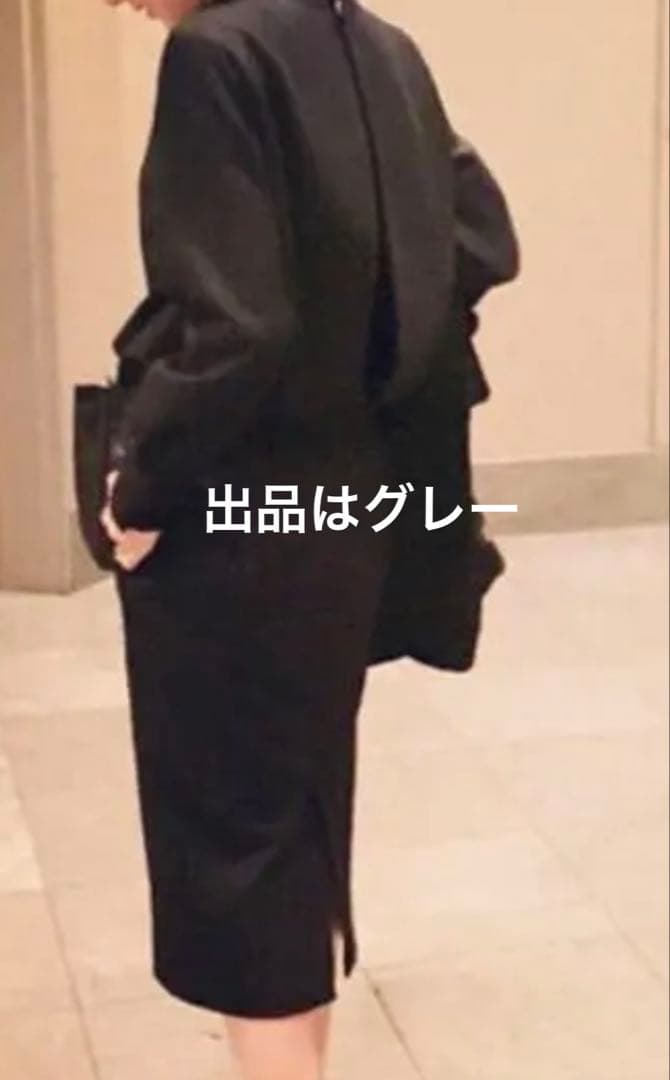 アドーアで1番シルエットがすてきな⁉︎グレーワンピース38