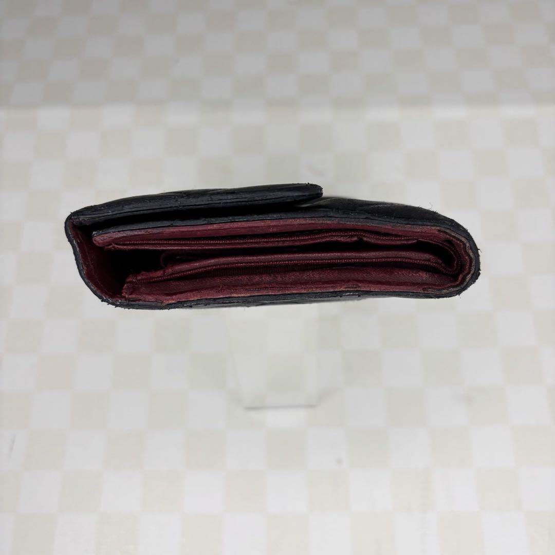 CHANEL シャネル　財布　二つ折り　M001