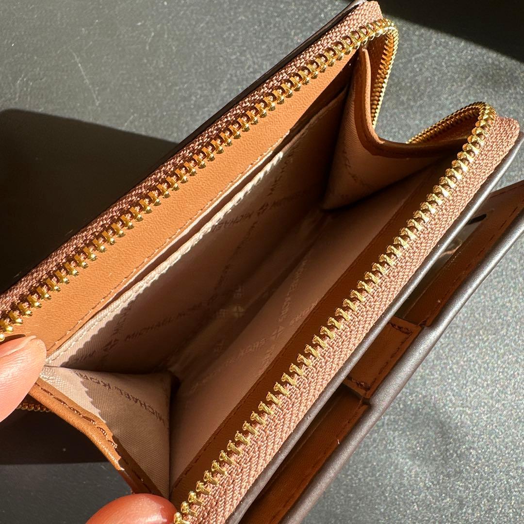 ◾︎専用◾︎MICHAEL KORS 二つ折り財布 ホワイト/ブラウン