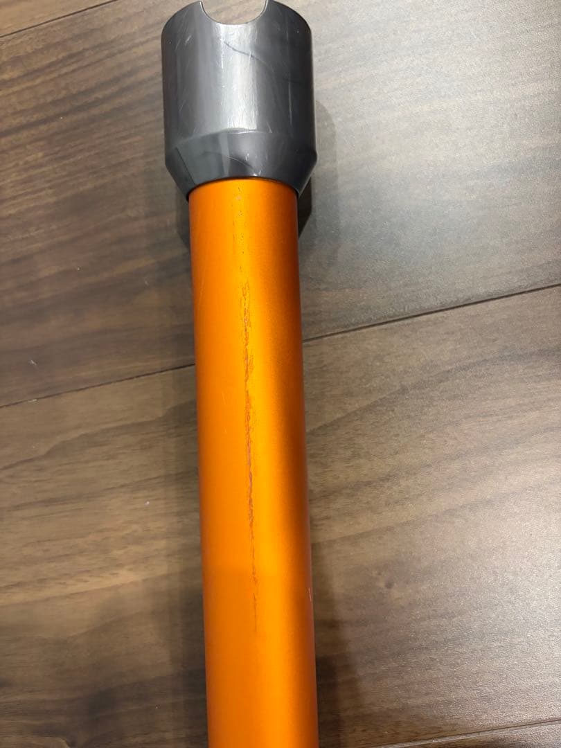 【箱付】Dyson V8 fluffy(フィルター新品)※一部非純正品