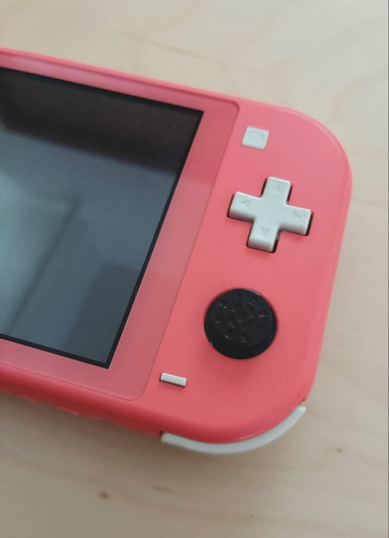 ジャンク品 任天堂Switch Lite コーラル ピンク 本体　スイッチライト