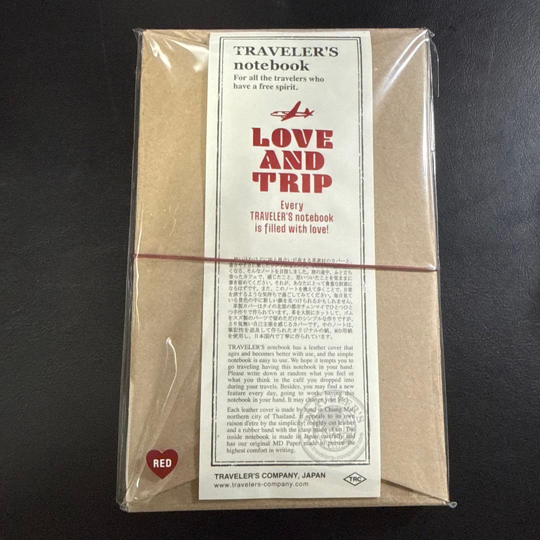 トラベラーズノート Love and trip レギュラーサイズ