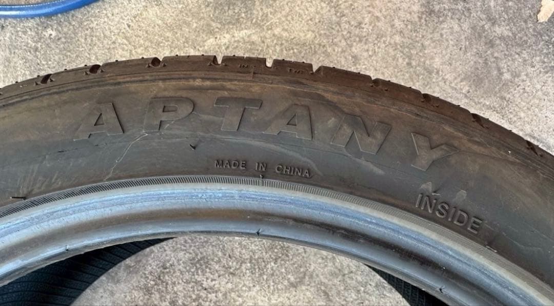 アプタニー　スポーツ　マクロ　ra301 225/45r18