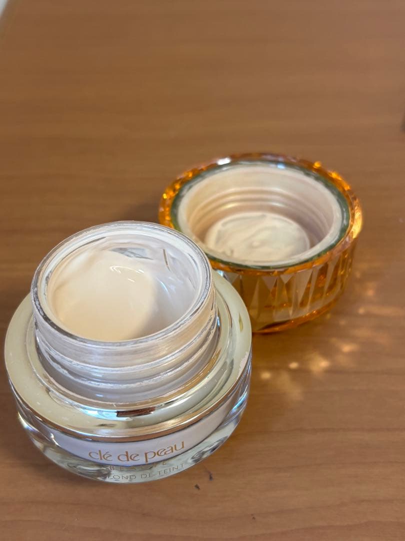 clé de peau ルフォンドゥタンn ファンデーション　オークル00