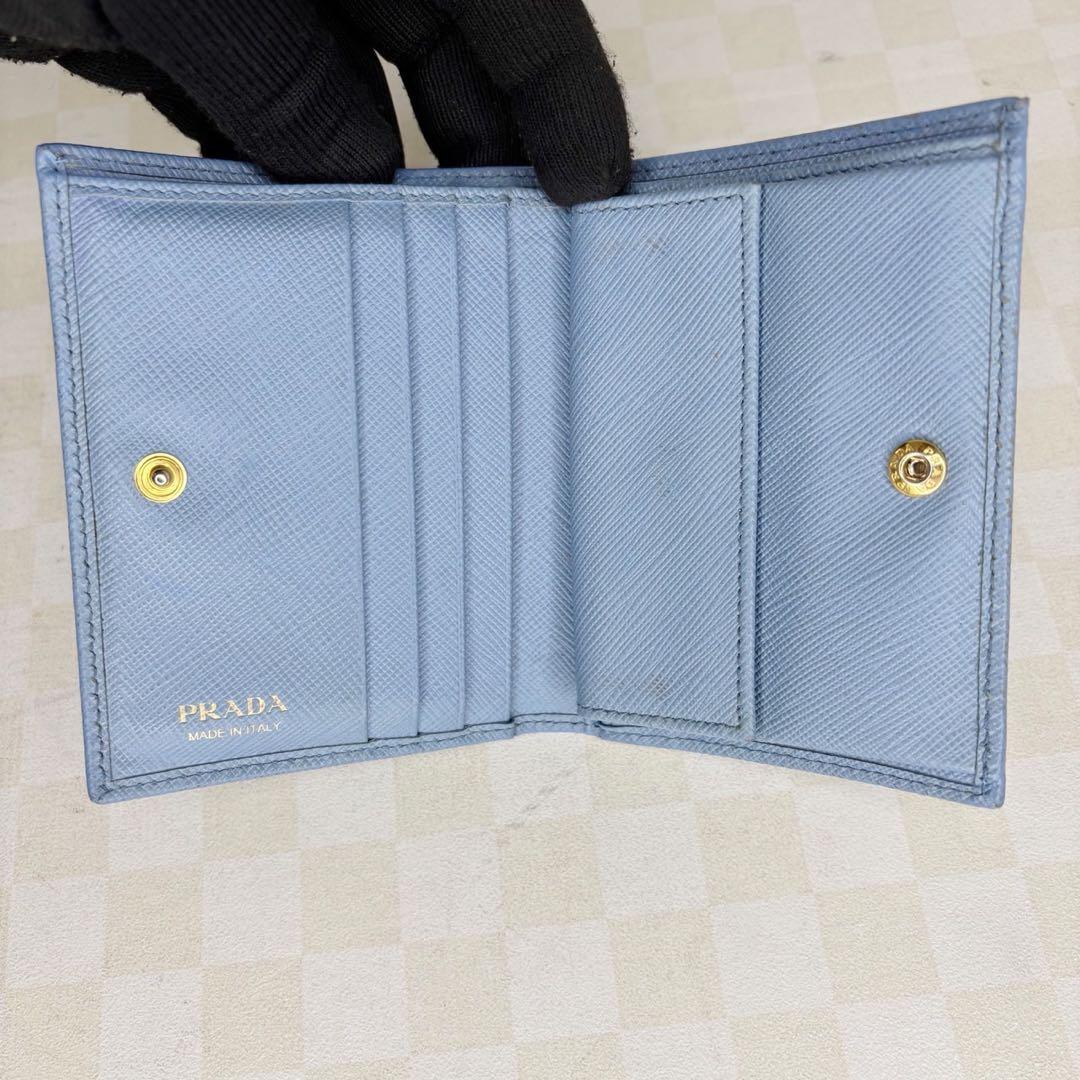 美品　PRADA プラダ　財布　二つ折り　M05