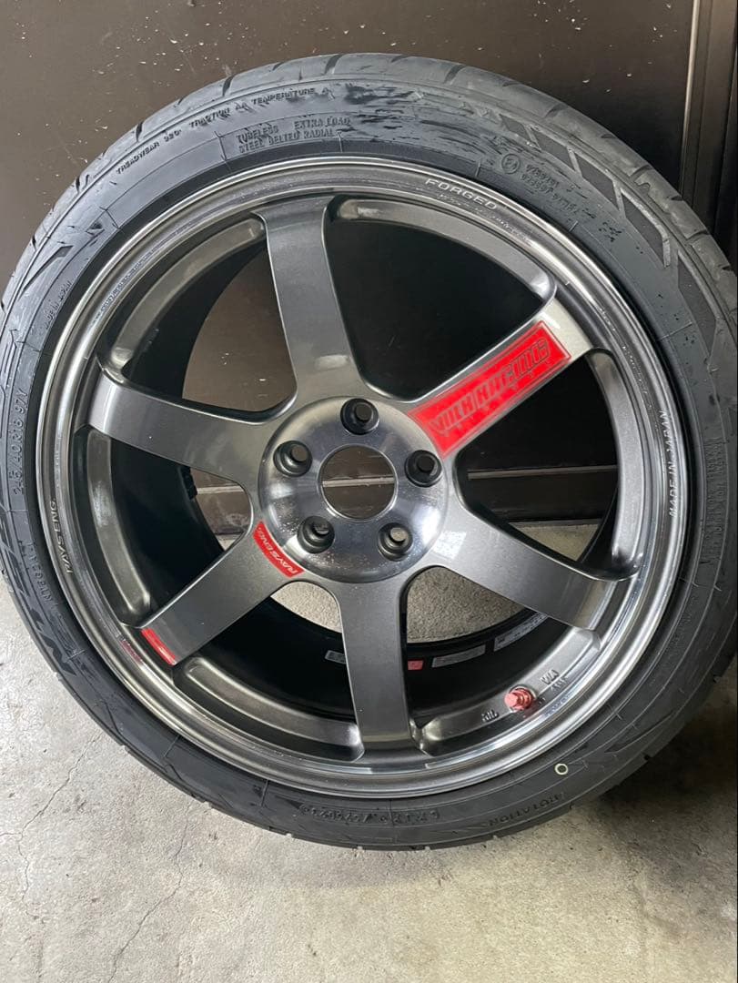 Rays ボルクレーシング　TE37SAGA SL