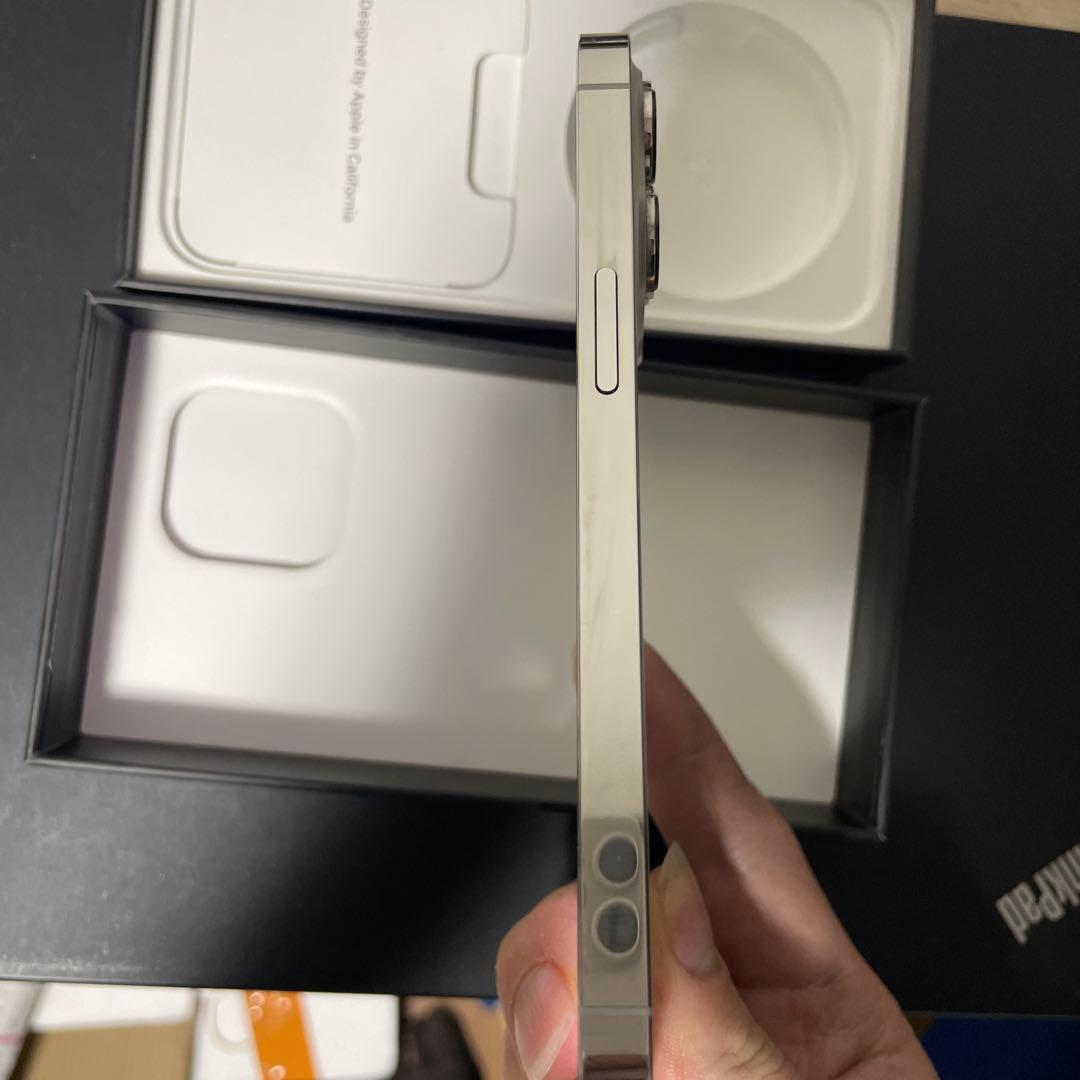 iPhone 13pro 128gb simフリーバッテリー95%