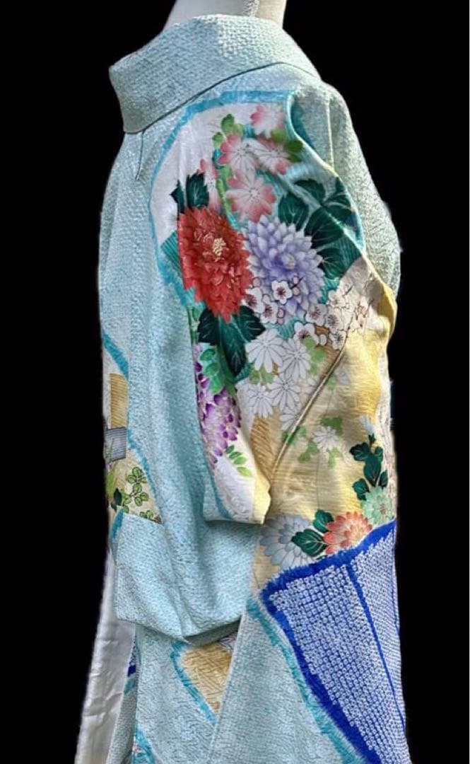 刺繍　絞り　金彩　振袖 水色　多色 　菊　牡丹　藤　四季の花々　花柄