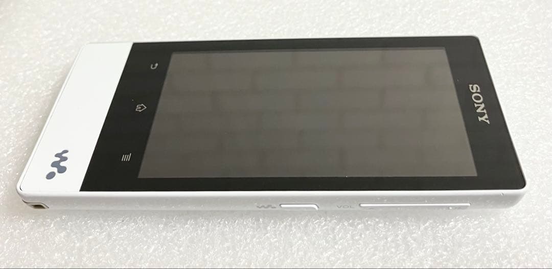 【美品　バッテリー良好】　SONY ウォークマン　NW-F805 16GB しろ
