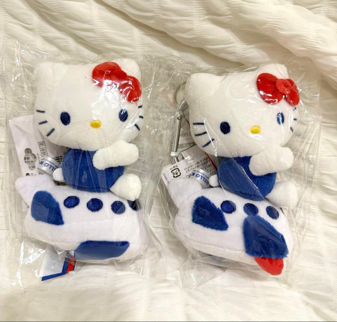 大分ハローキティ空港限定　ぬいぐるみキーホルダー サンリオ マスコット　2点