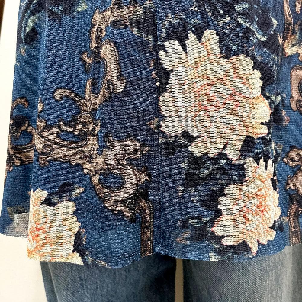 ヴィヴィアンタム パワーネット ピオニー 芍薬 牡丹 チャイナボタン トップス