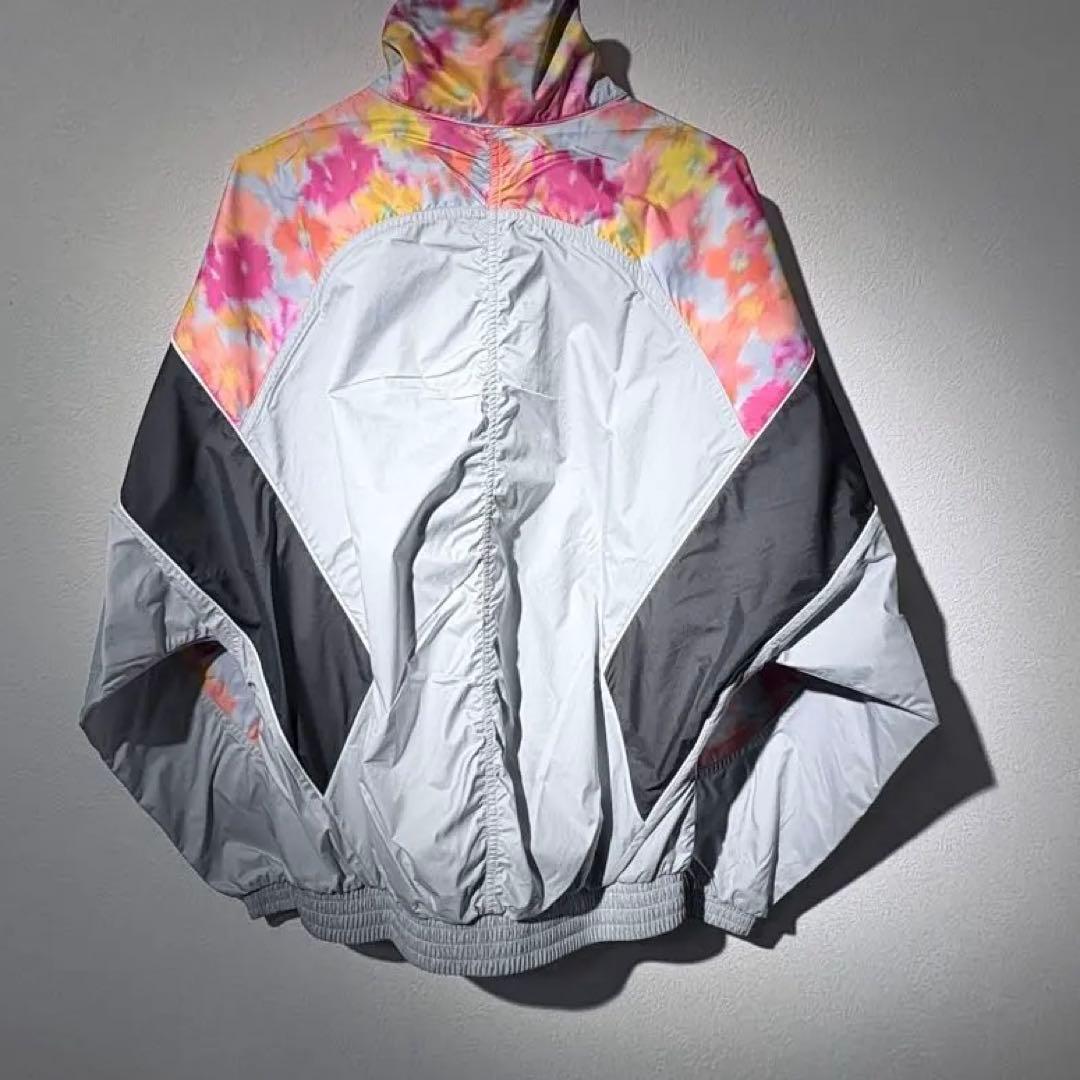 新品未使用 adidas by ストラマッカートニーウィンドブレーカー S