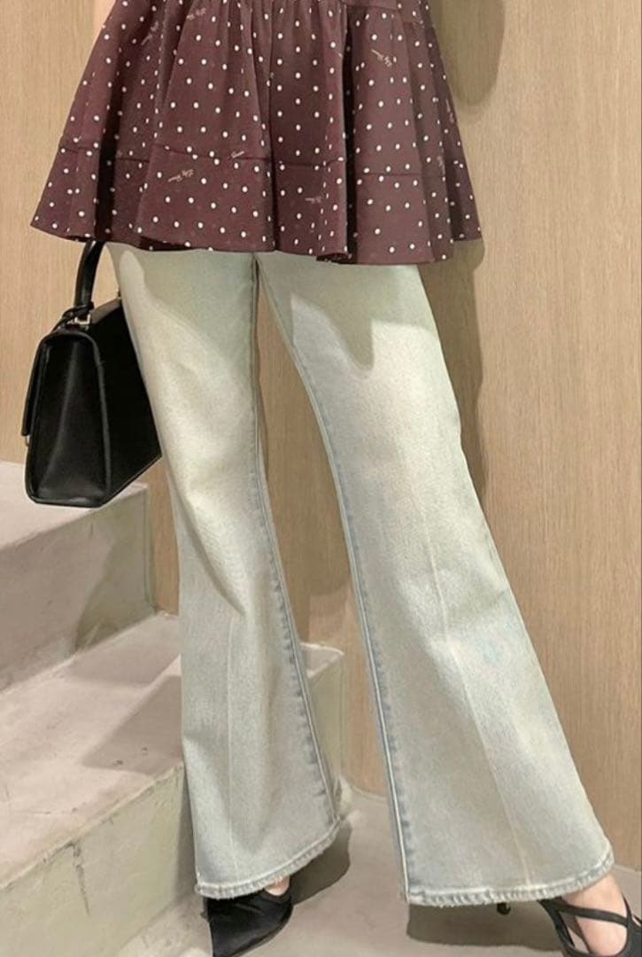 ストレッチセミフレアデニムパンツ