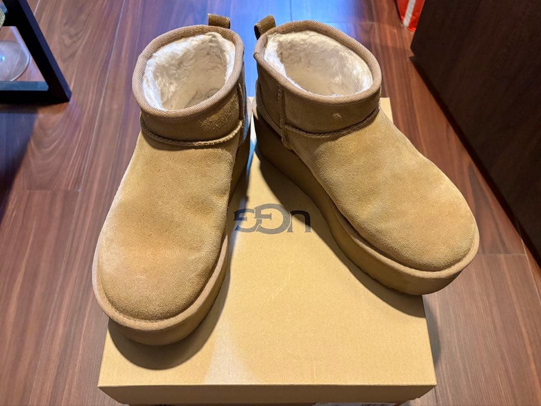 靴 UGG Classic Mini Platform us7