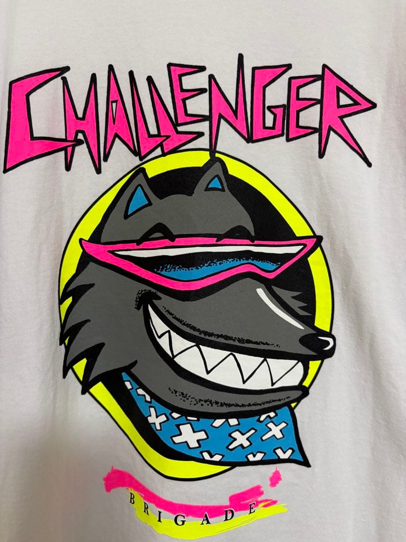 トップス CHALLENGER NEON WOLF TEE [CLG-TS 025-026