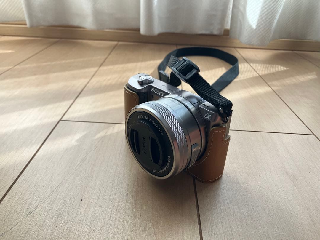 SONY α5100 ミラーレスカメラ セット