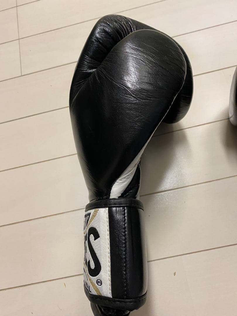 【美品】CLETO REYES ボクシンググローブ 10 oz ブラック