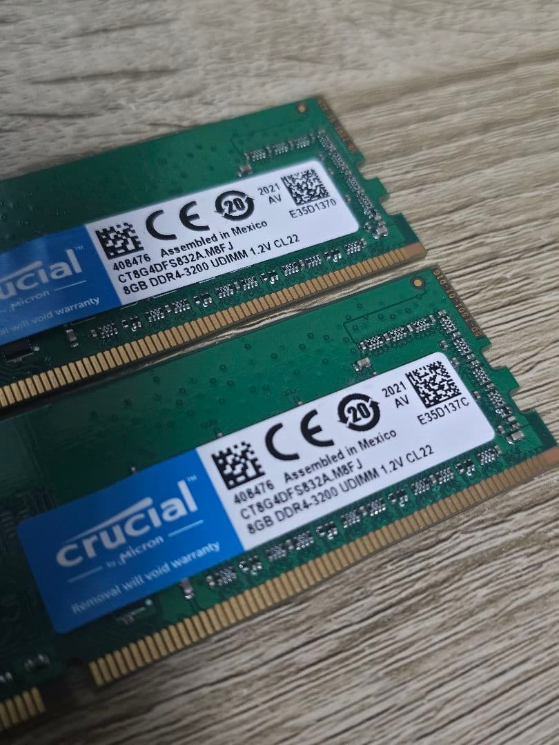 Micron crucial DDR4 3200 8GB ×2 計 16GB