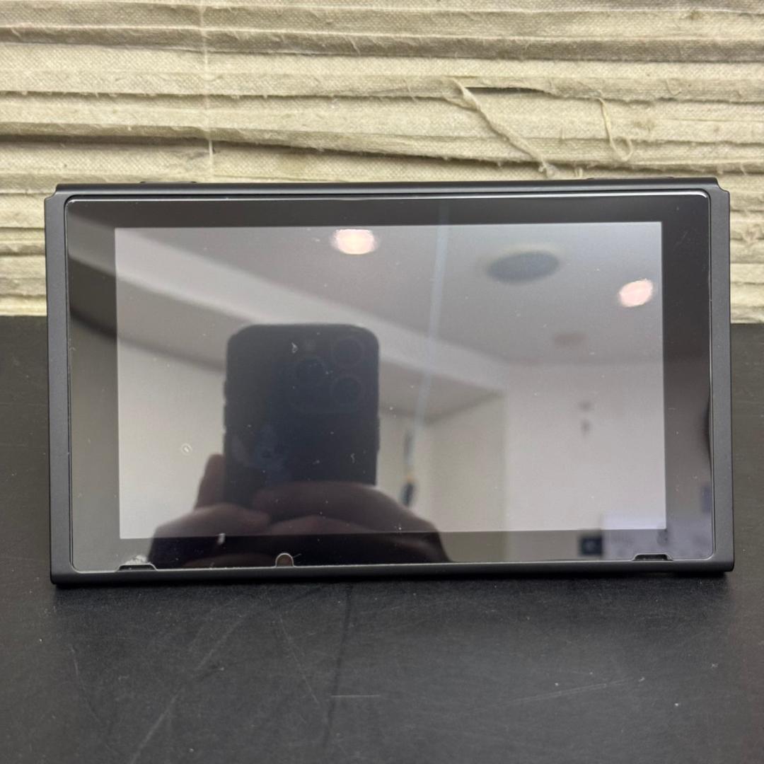 ☆任天堂　スイッチ　Nintendo　Switch　HAC-001　グレー