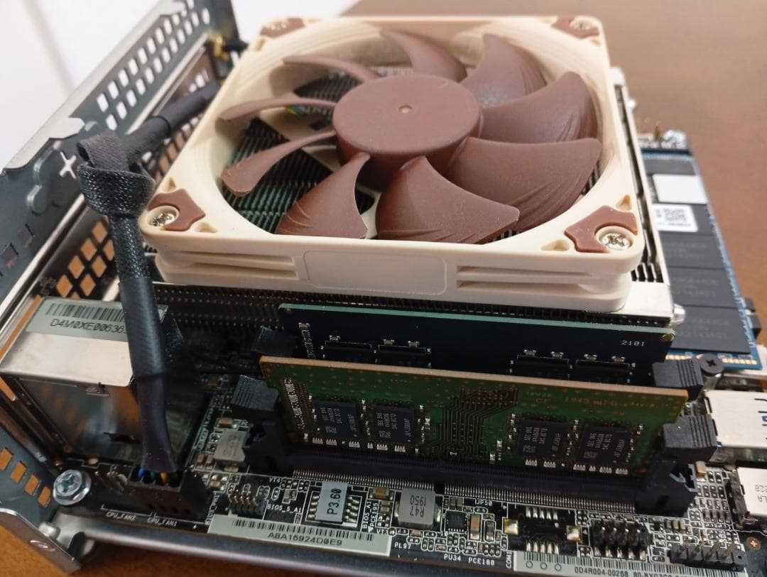 ク*ー様 ✪SSD 1TB WD Blue SN5000+ミニPC THIRDW