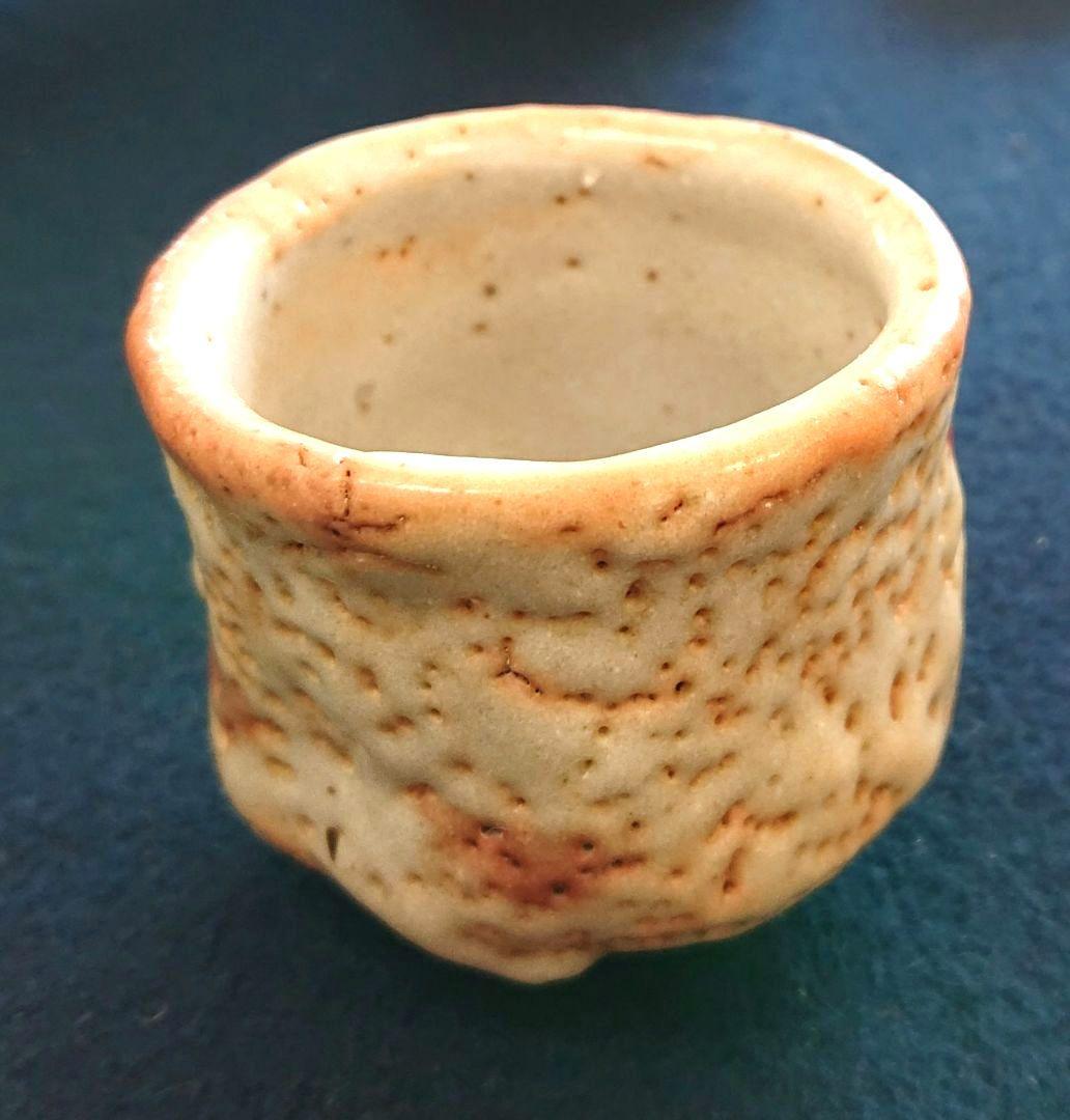美濃焼佐藤重造作ぐい呑み木箱付き