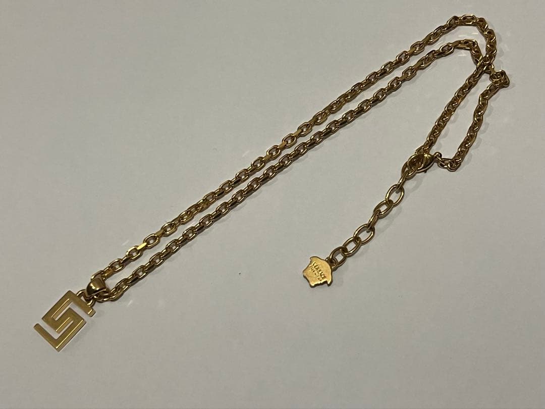 VERSACE●ゴールドネックレス●50〜55cm