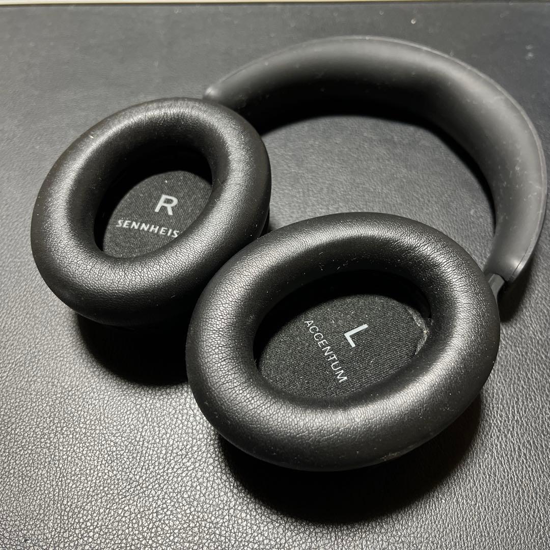 Sennheiser Accentum Wireless ブラック