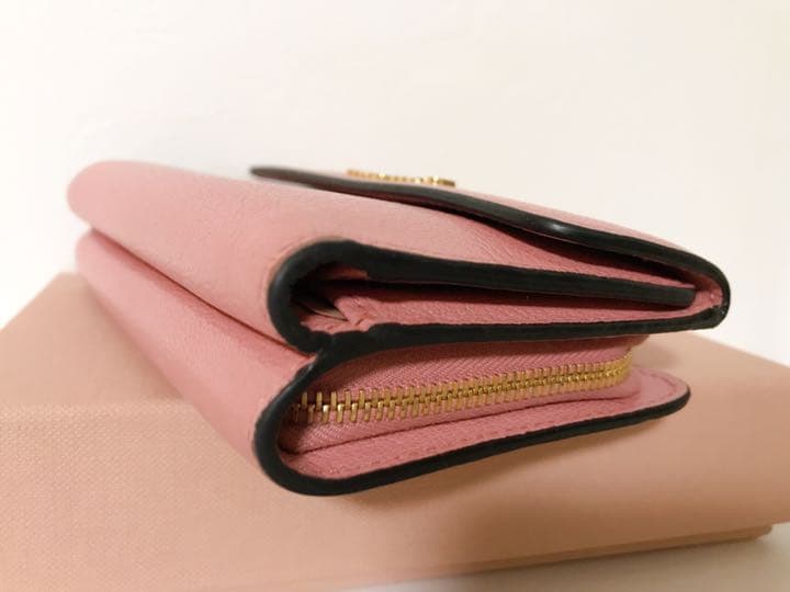 miu miu ミュウミュウ 財布 ミニ財布 折り財布