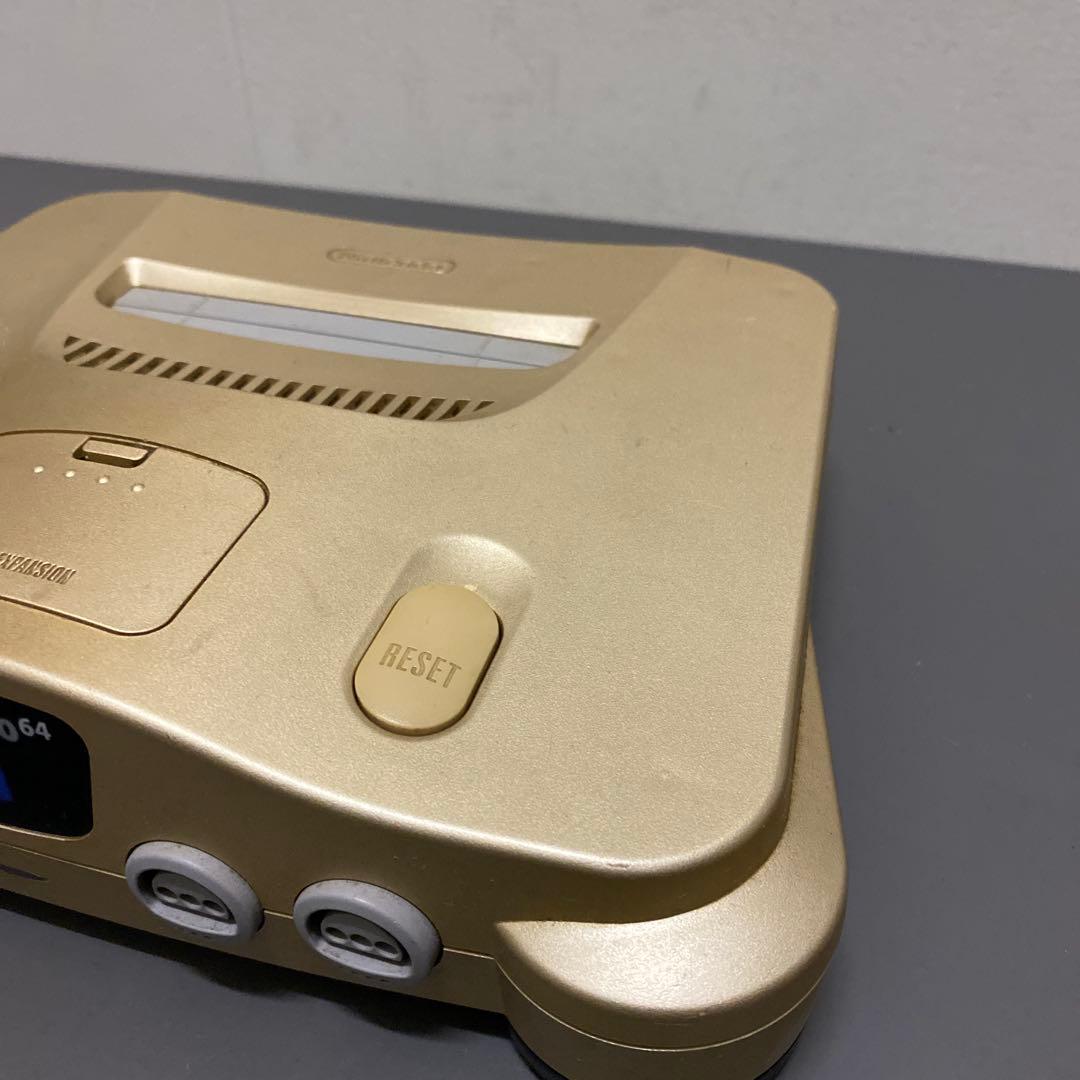 ジャンク品　任天堂64 本体+カセット