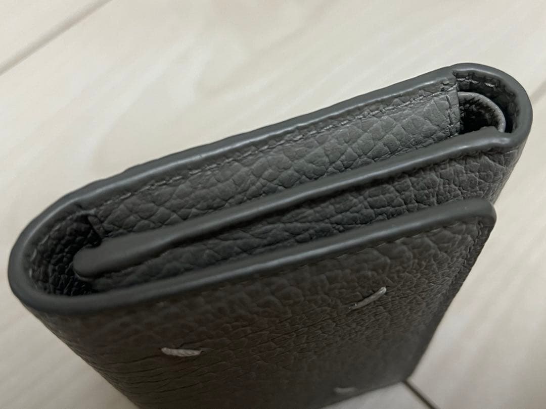 限定値下【美品】メゾン マルジェラ 4ステッチ 三つ折り 財布　ミニ ウォレット