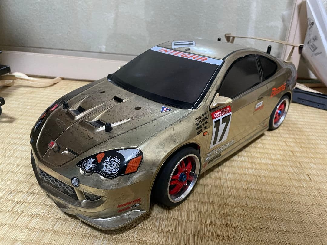 ヨコモ 1/10 ラジコン シャーシオプション大量　土屋圭市　動く送受信機に交換