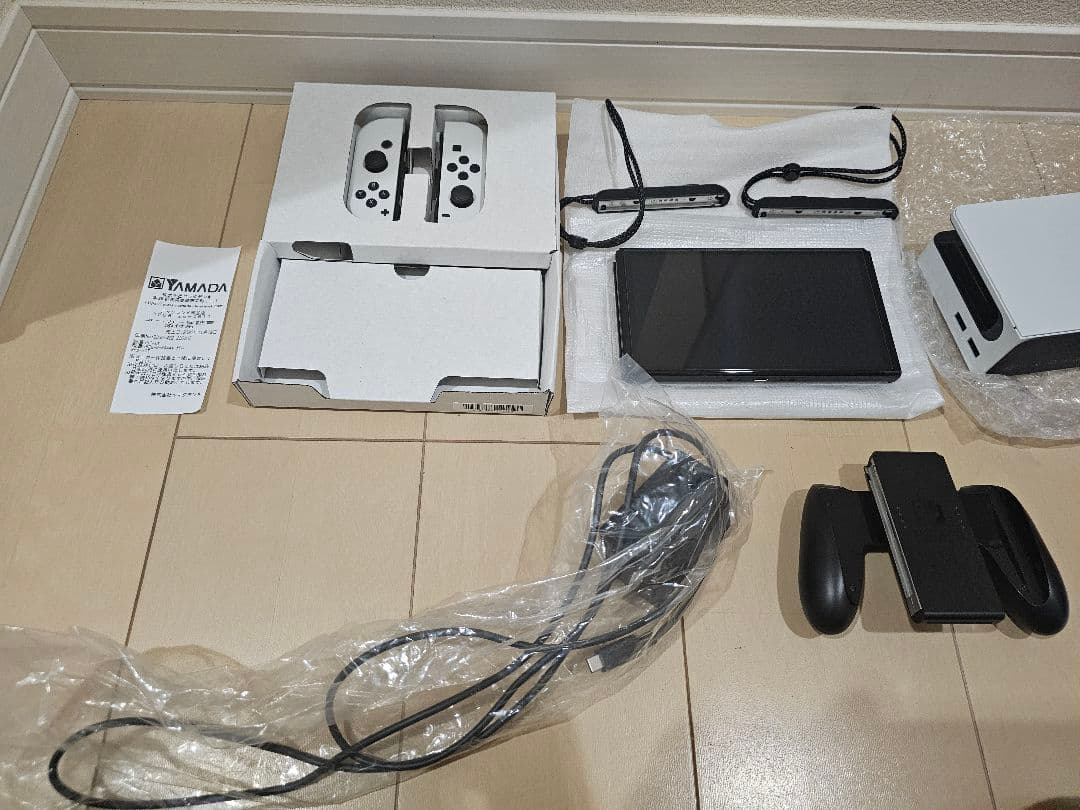 【3日夕方まで販売】Nintendo Switch 有機ELモデル ホワイト