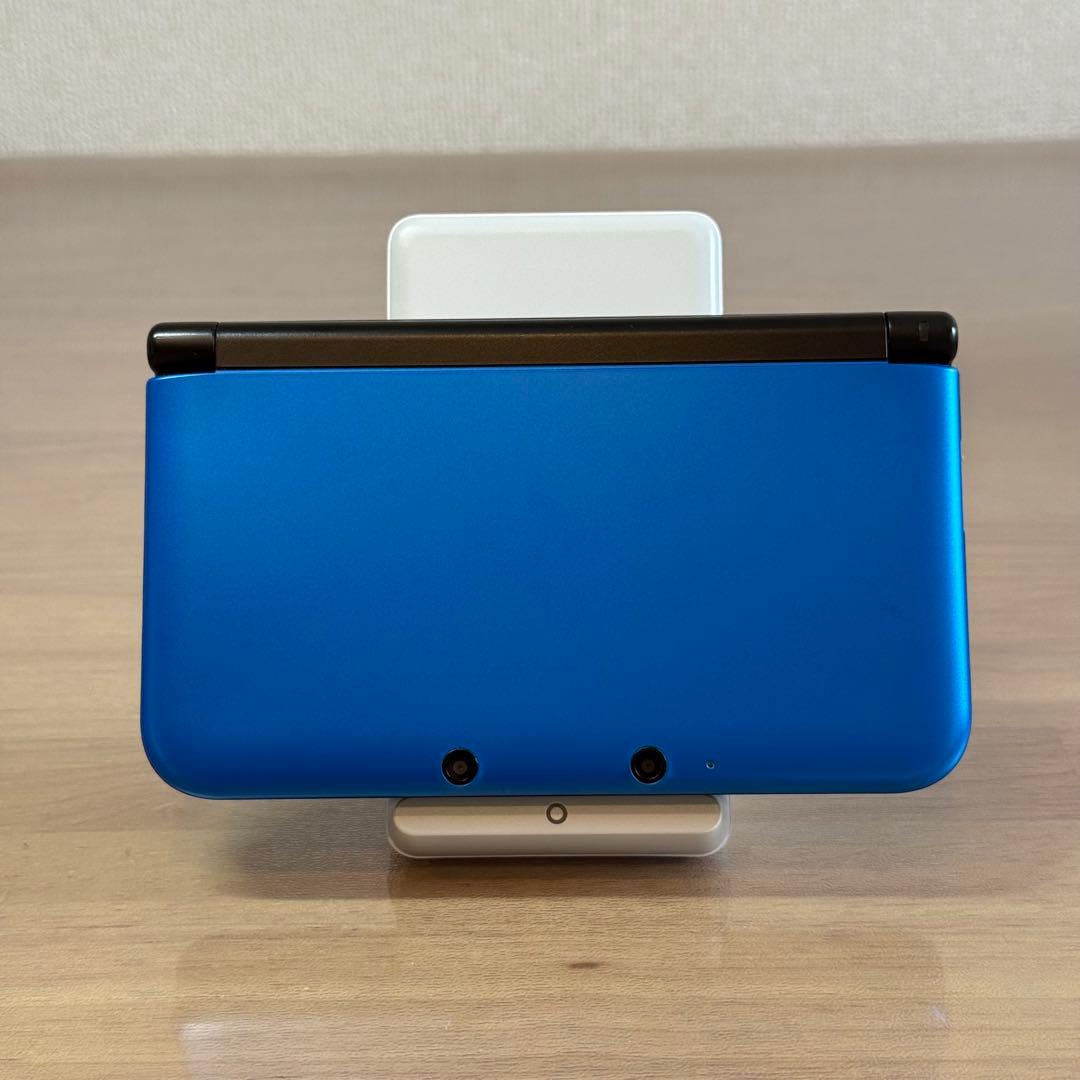 5-206【美品】ニンテンドー3DS LL ブルー×ブラック