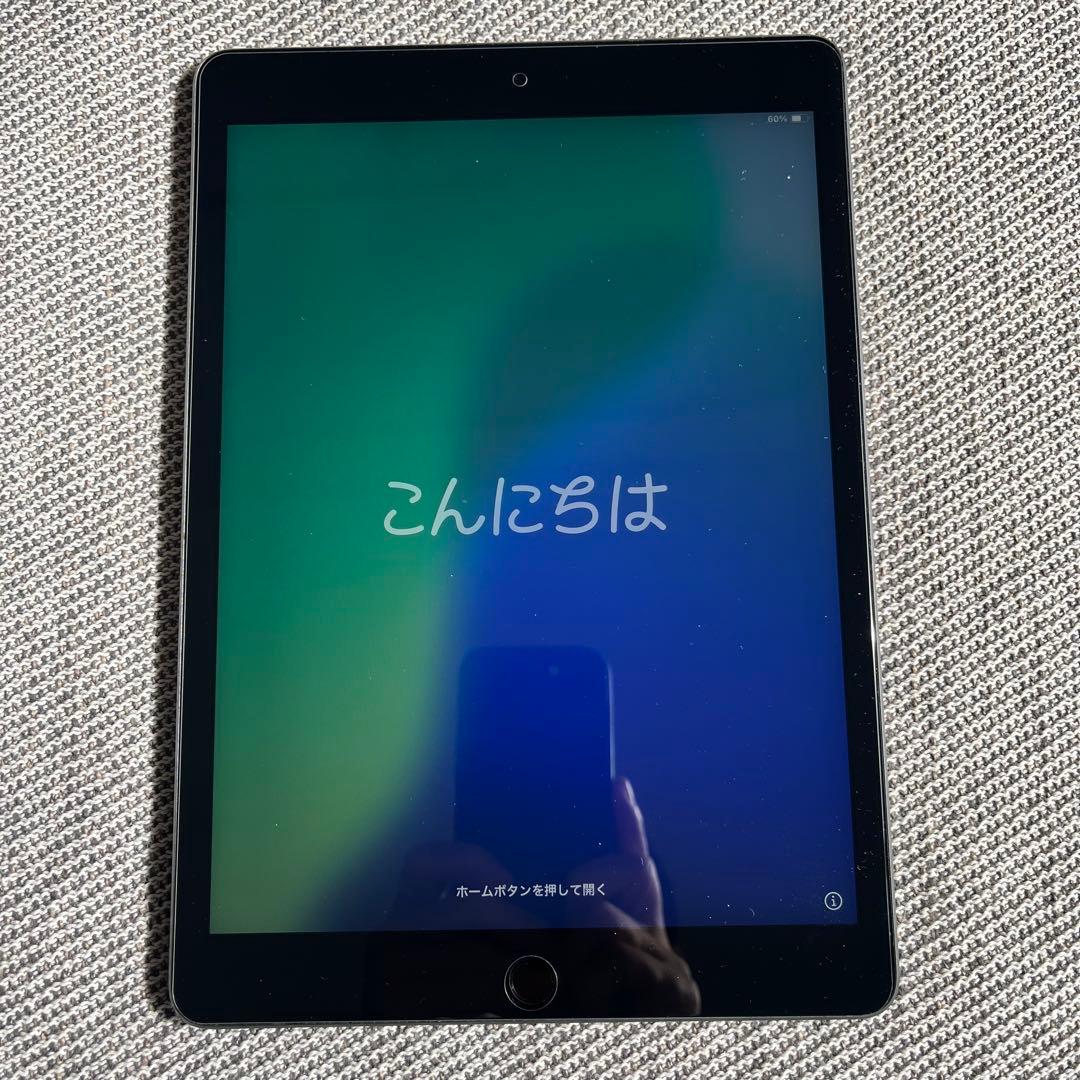 Apple iPad 本体 第9世代　スペースグレイ