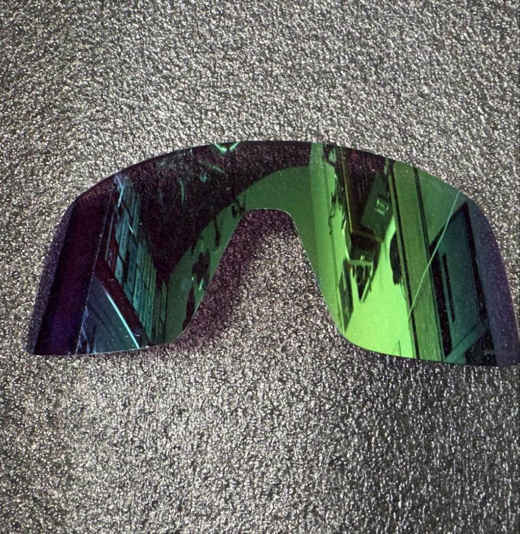 M*o様 OAKLEY オークリー スートロ プリズムローライト ジェイド サン