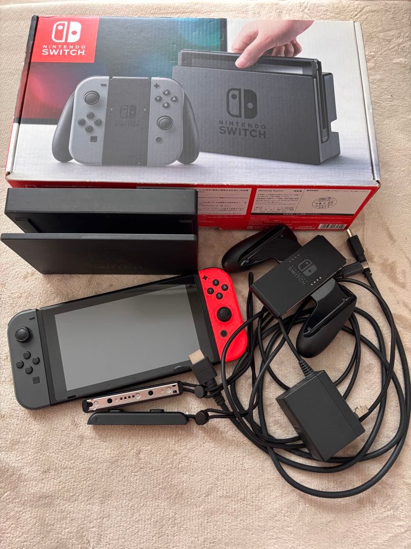 r*o様 Nintendo Switch 本体 グレー