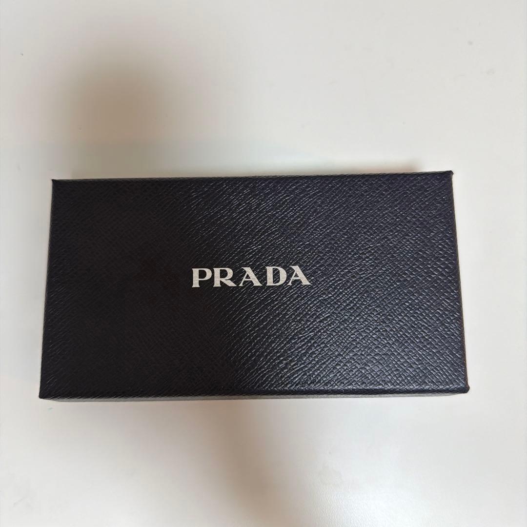 正規品 PRADA iPhone12 レザー スマホケース ブラック