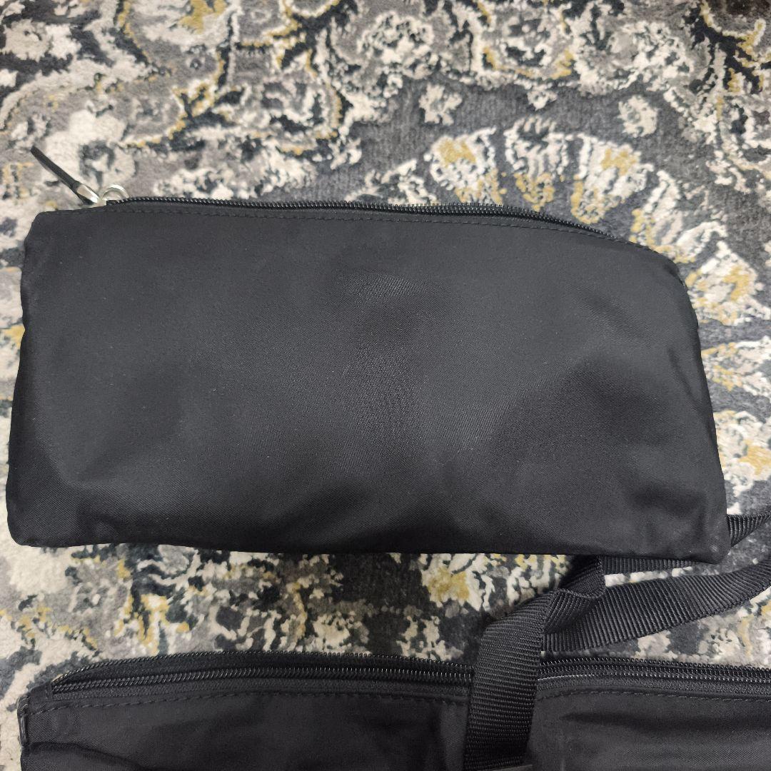 TUMI ブラック ナイロン　折り畳みトートバッグ　ラゲッジスルー付き
