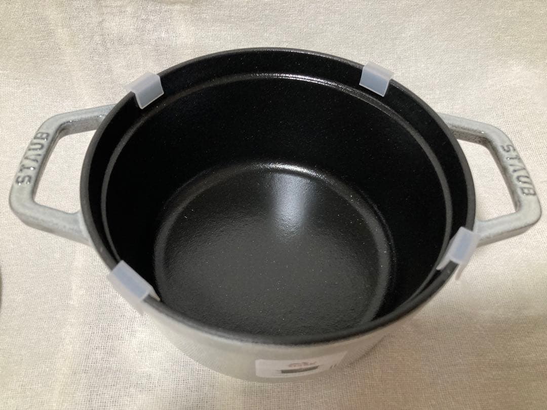新品　未使用ストウブ　ココットラウンド16 カンパーニュ
