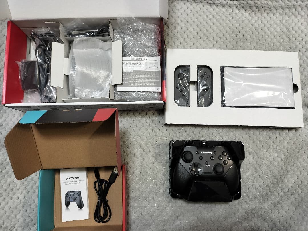 超美品 Nintendo Switch 本体+ゲームパッド(コントローラ未使用)