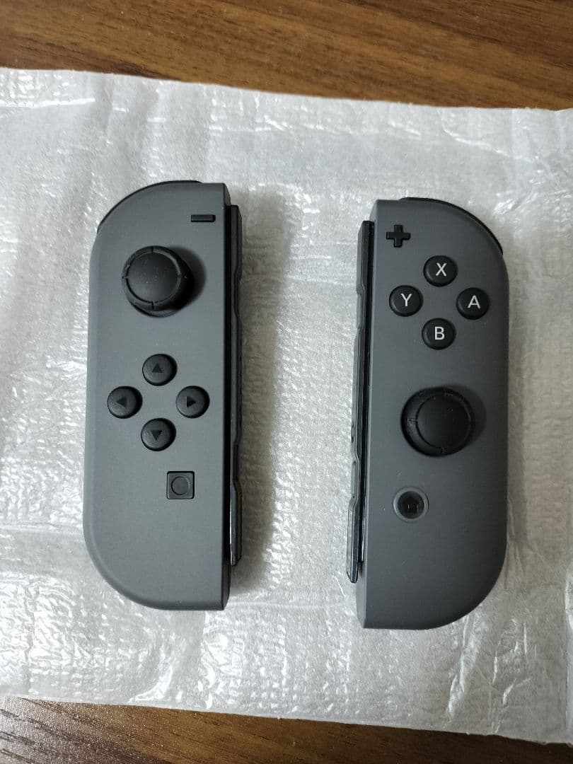 超美品 Nintendo Switch 本体+ゲームパッド(コントローラ未使用)