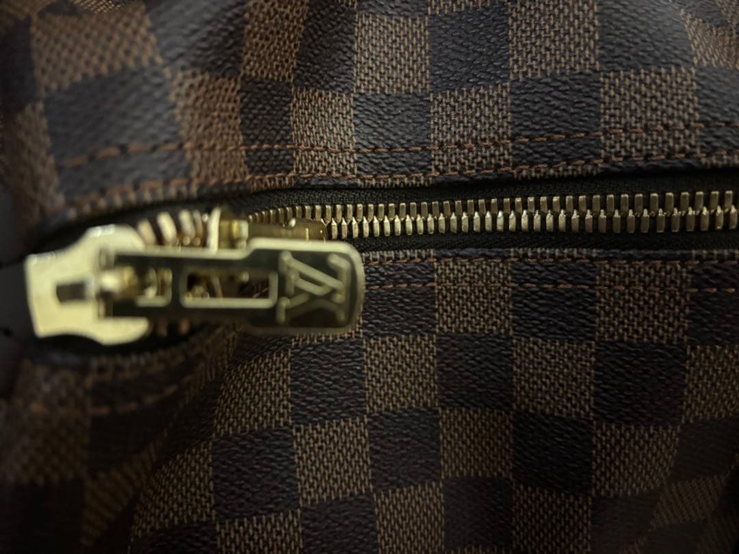 ル*フ様 ダミエルイヴィトンボストンバックです