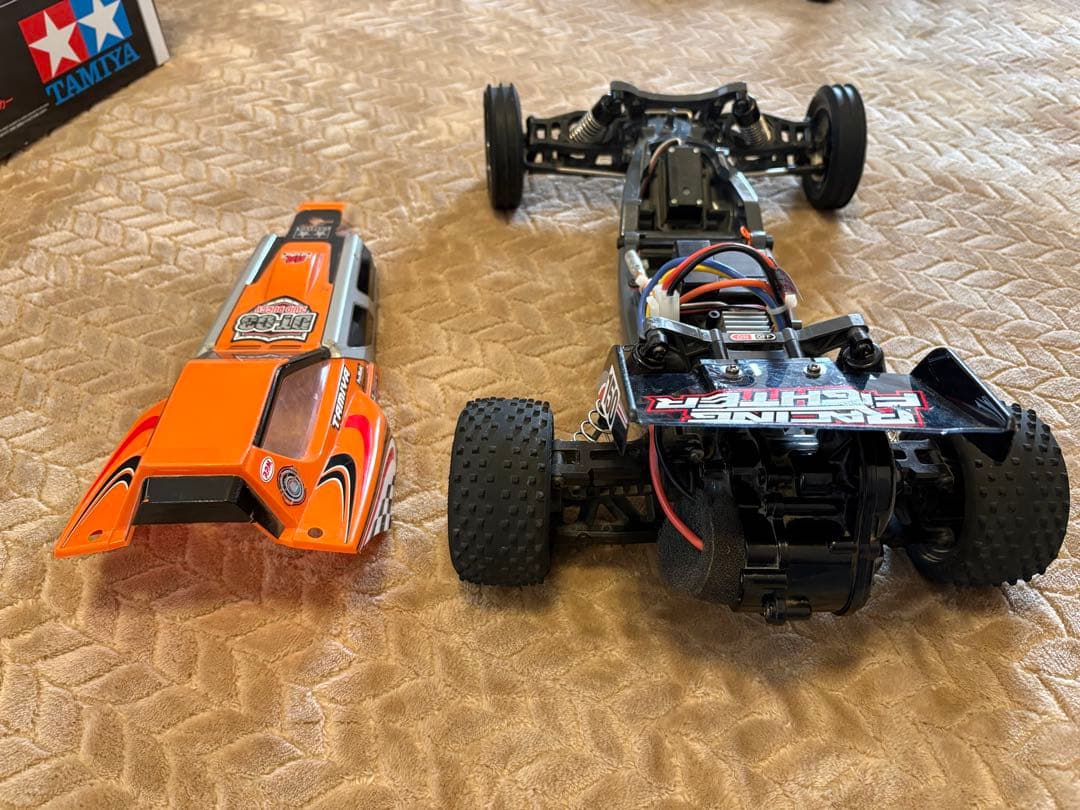 タミヤ RCカー　レーシングファイター（完成品）プロポ付き