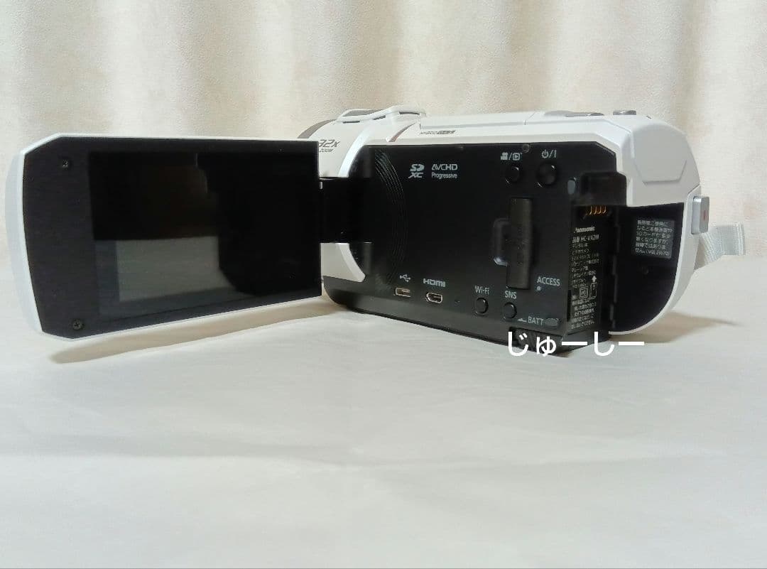 デジタル 4K ビデオカメラ　パナソニック　VX2M　ホワイト