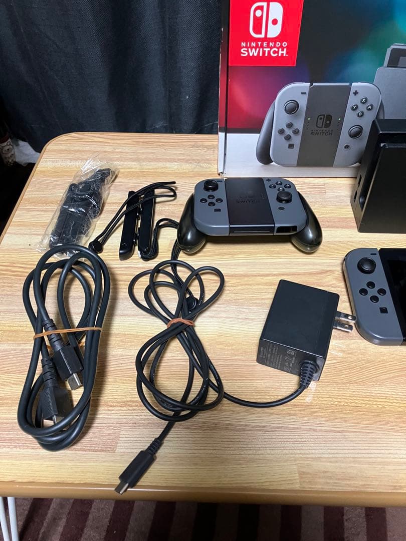 Nintendo Switch本体　ソフト付き　あつまれどうぶつの森