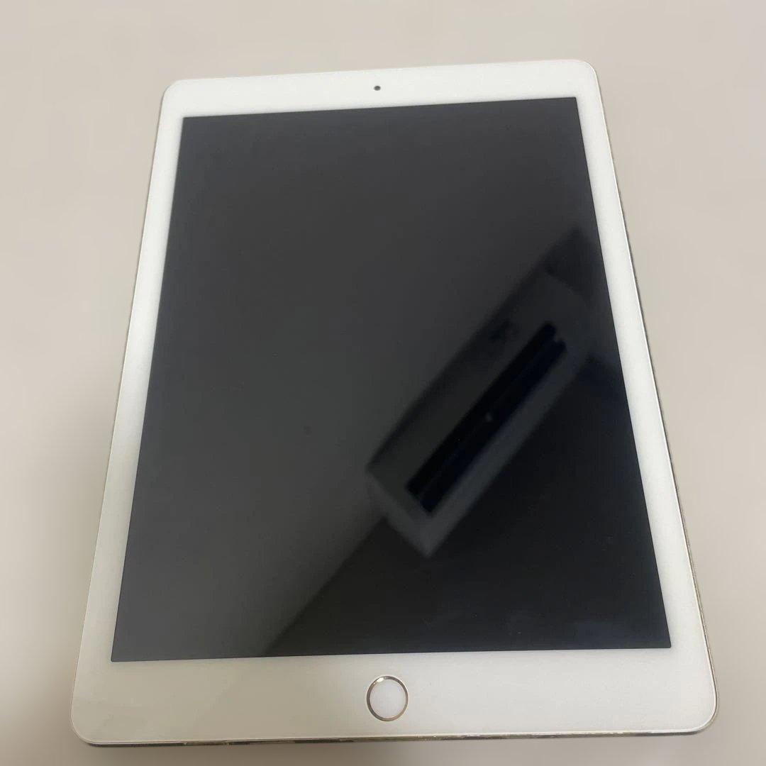 R*a様 iPad Pro (9.7インチ) 128GB バッテリー98%