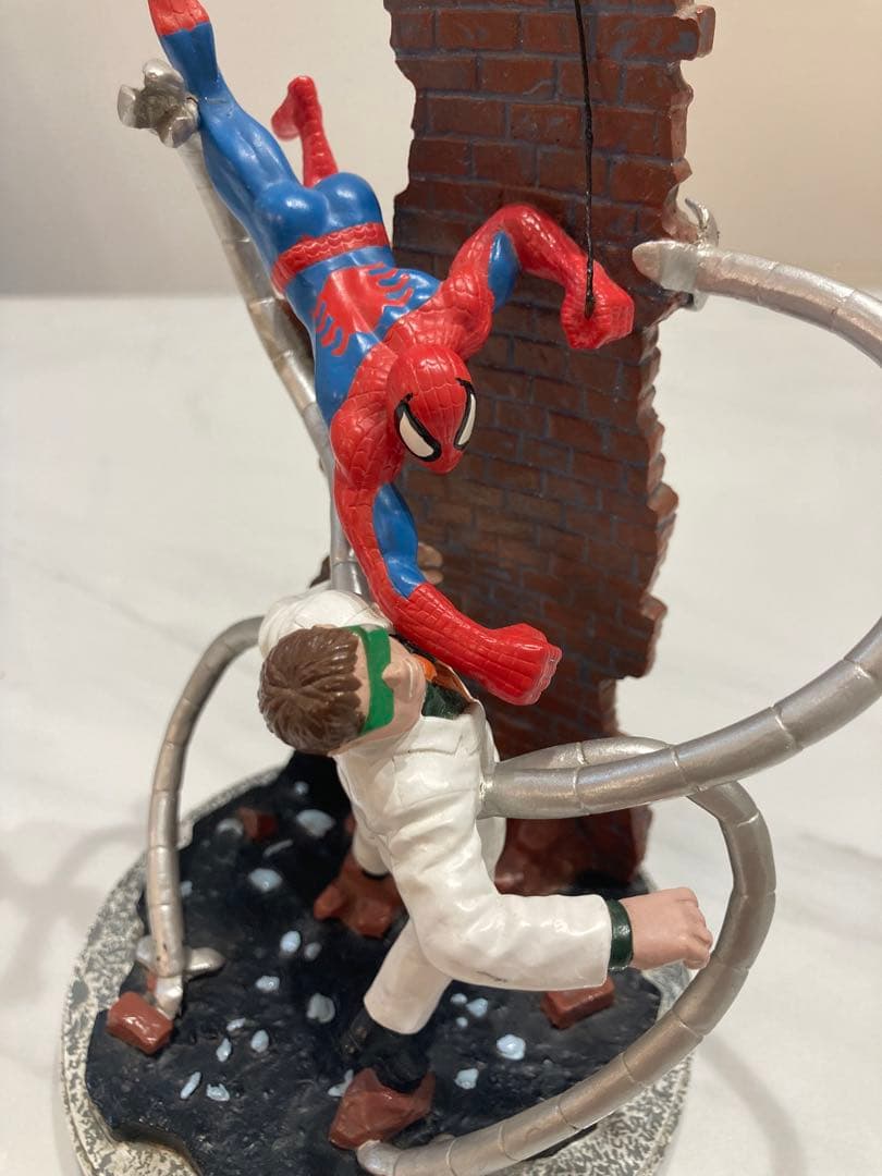 スパイダーマン　フィギュア　vsドクターオクトパス　シリアルナンバー入り