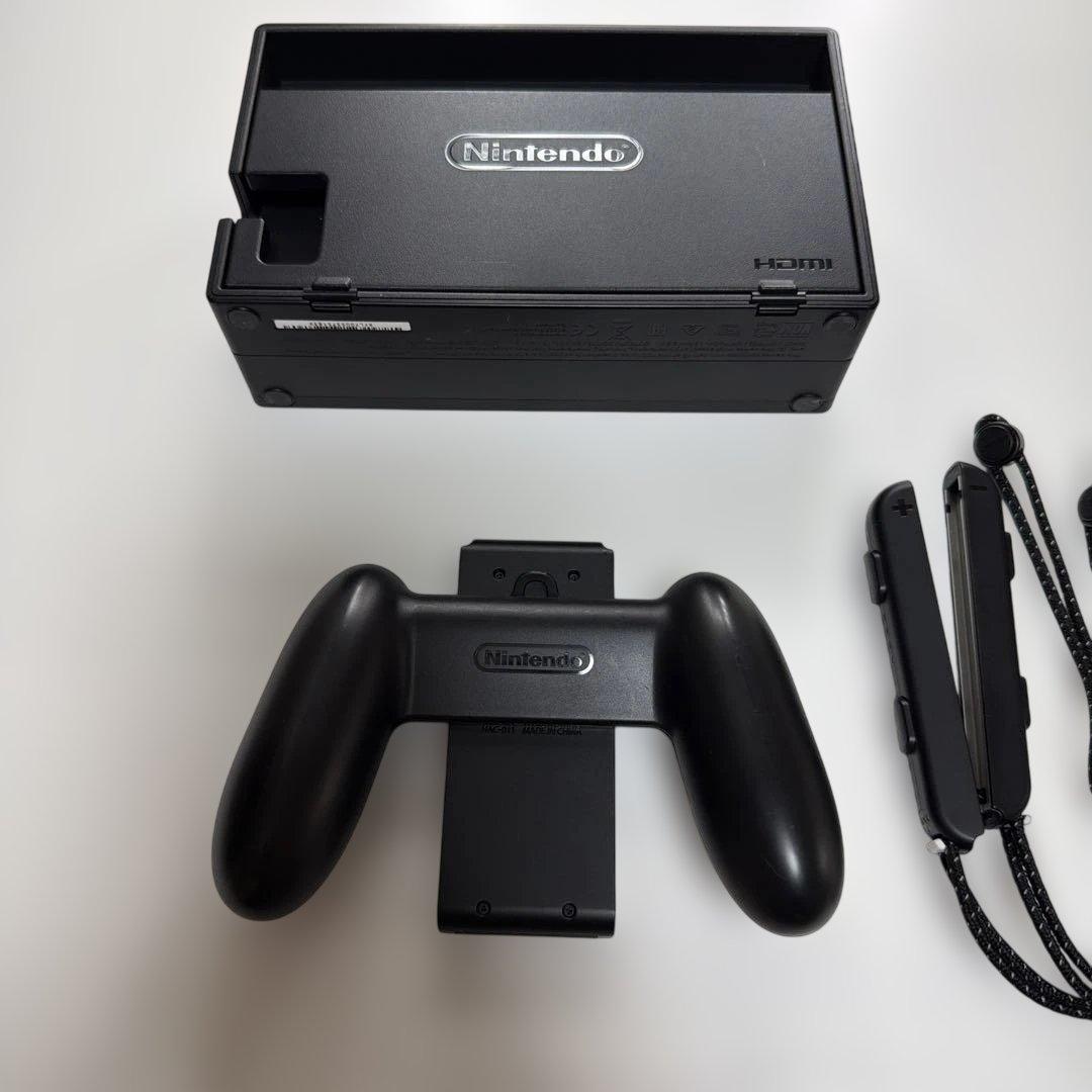 NintendoSwitch グレー本体　ニンテンドースイッチ